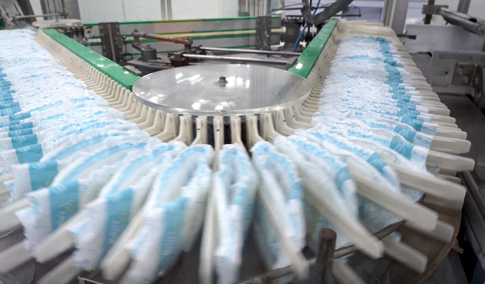 High Speed 3ply Mask Making Machine Equipment Medical Mask Production Machine